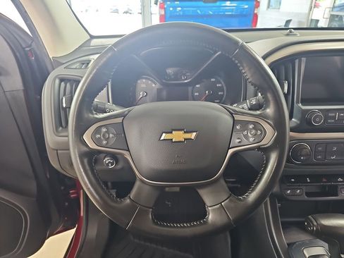 Used 2018 Chevrolet Colorado Z71 AWD/4WD image 22