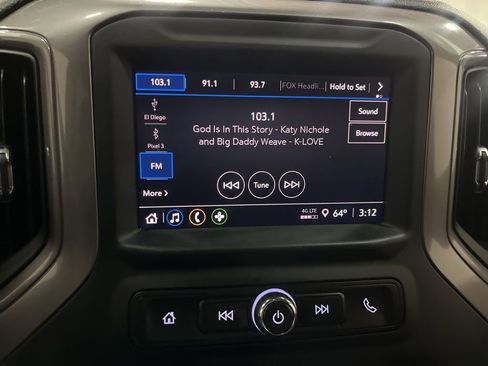 Used 2023 Chevrolet Silverado 1500 Custom image 16