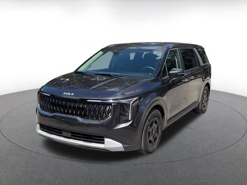 Used 2026 Kia Carnival FWD image 6