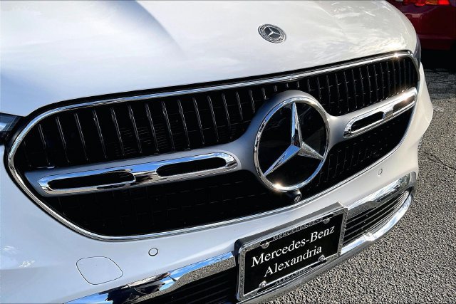 Used 2026 Mercedes-Benz GLC 300 4MATIC image 27