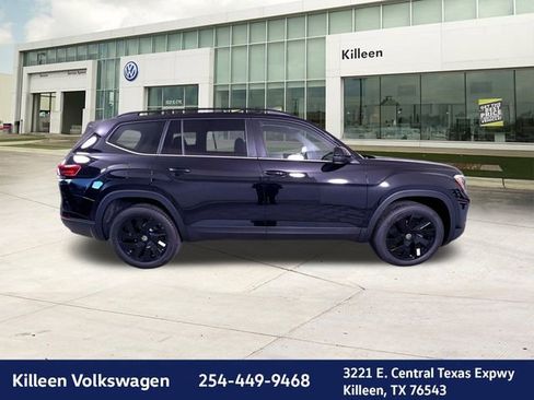 New 2026 Volkswagen Atlas SE image 8