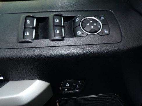 Used 2018 Ford F150 Lariat w/ Equipment Group 502A Luxury AWD/4WD image 24
