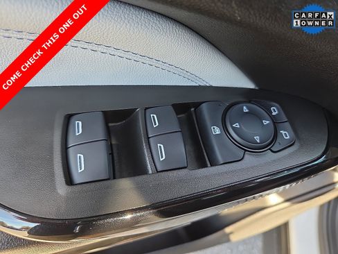 Used 2025 Chevrolet Trax LT w/ Driver Confidence Package image 15