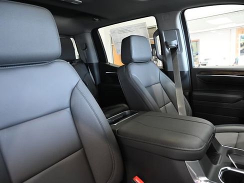 New 2026 Chevrolet Silverado 1500 LT Trail Boss AWD/4WD image 9