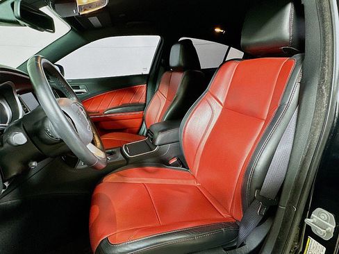 Used 2017 Dodge Charger SXT w/ Premium Group image 11