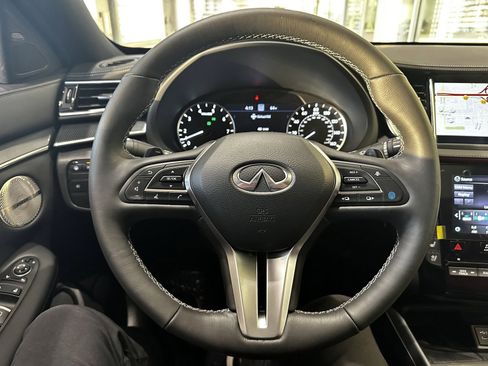 New 2025 INFINITI QX50 Sport image 12