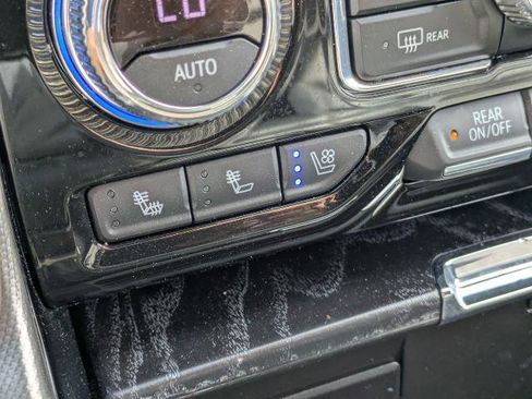 Used 2023 GMC Yukon Denali w/ Max Trailering Package image 26