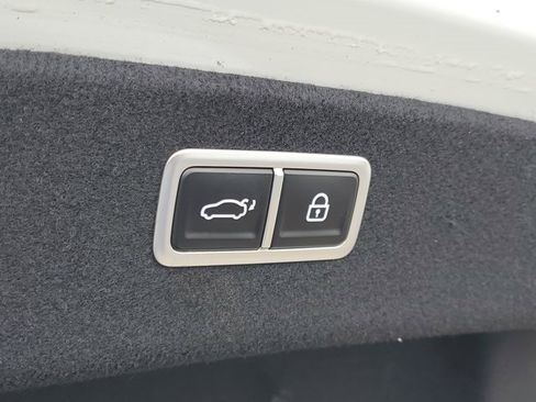 Used 2024 Genesis G80 3.5T Sport Prestige image 8