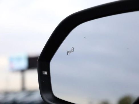 New 2026 Volkswagen Atlas SE image 21