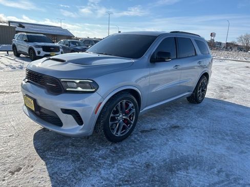 Used 2024 Dodge Durango R/T w/ Tow 'N Go Package image 3