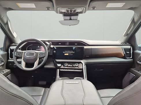 Used 2024 GMC Sierra 2500 Denali w/ Denali Reserve Package image 23