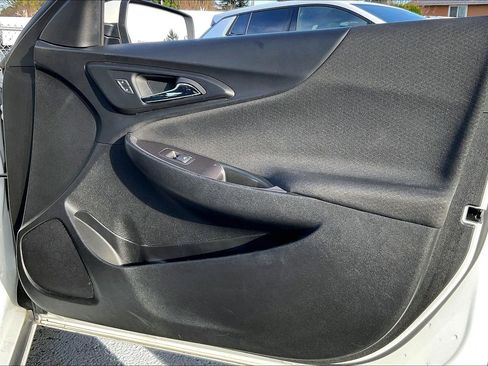 Certified 2022 Chevrolet Malibu LT image 21