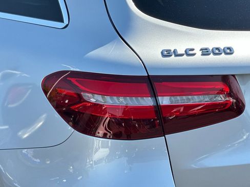 Used 2017 Mercedes-Benz GLC 300 image 27