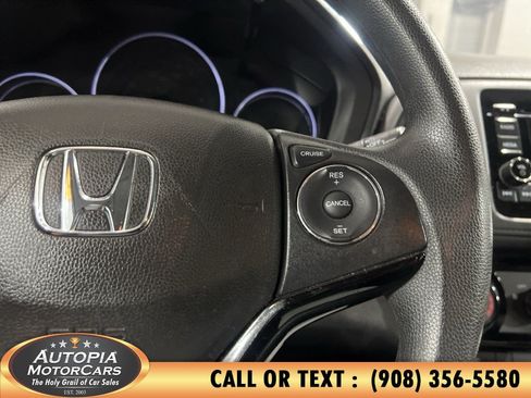 Used 2021 Honda HR-V LX image 21
