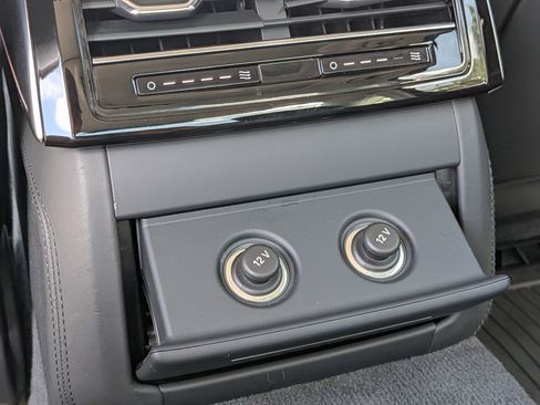 Used 2020 Audi A8 L 4.0T w/ Executive Package image 16