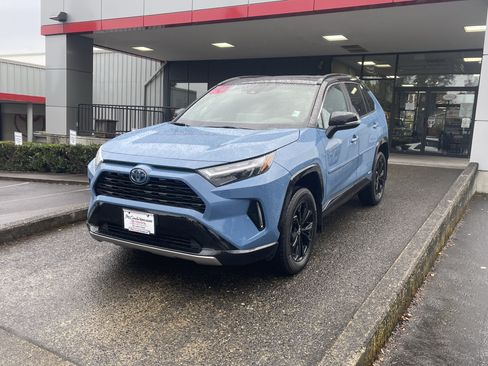 Certified 2024 Toyota RAV4 XSE w/ Weather Package AWD/4WD image 3