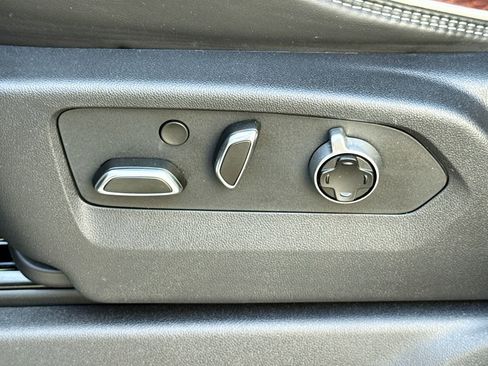 Used 2024 GMC Sierra 1500 Denali Ultimate image 15