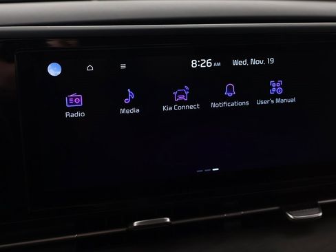 Used 2024 Kia Carnival EX image 50