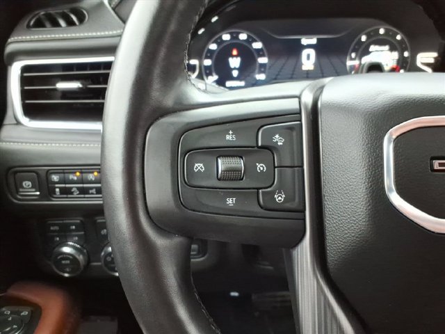 Used 2024 GMC Yukon XL Denali Ultimate AWD/4WD image 37
