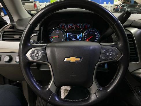Used 2019 Chevrolet Suburban LT AWD/4WD image 22