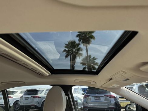 Used 2020 Mercedes-Benz E 350 Sedan image 10