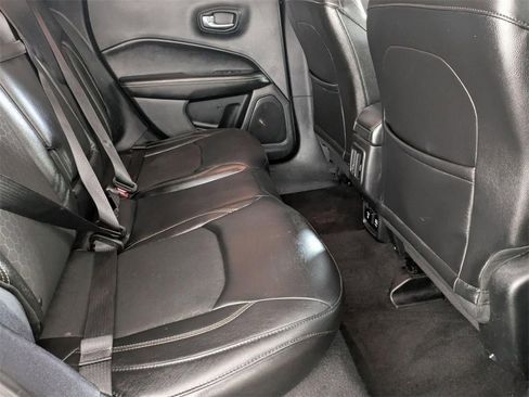 Used 2018 Jeep Compass Latitude w/ Popular Equipment Group image 27