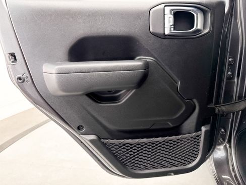 Used 2022 Jeep Wrangler Unlimited Sport w/ Sun And Sound Package image 28