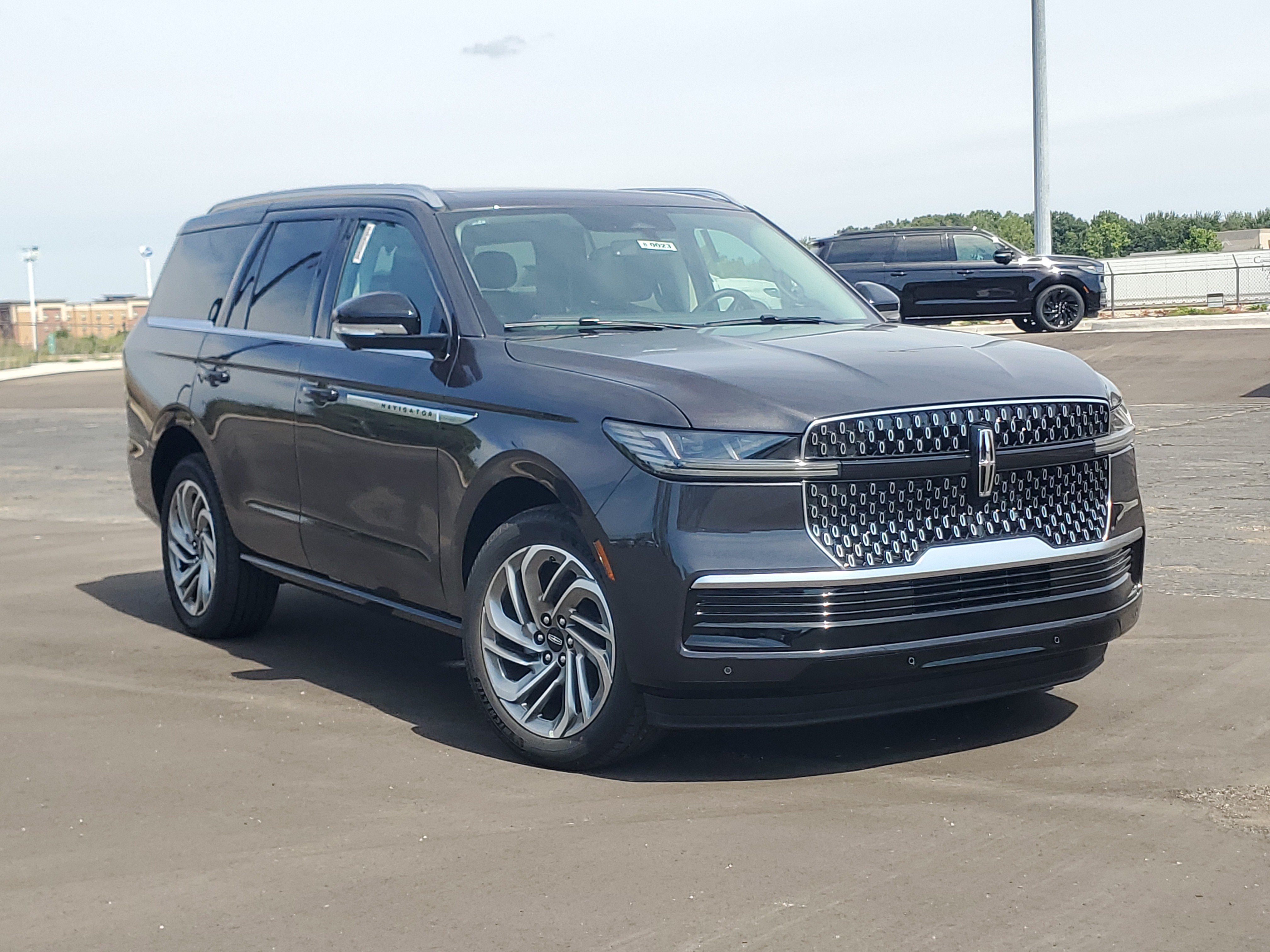 New 2027 Lincoln Navigator Reserve AWD/4WD 360° Tour