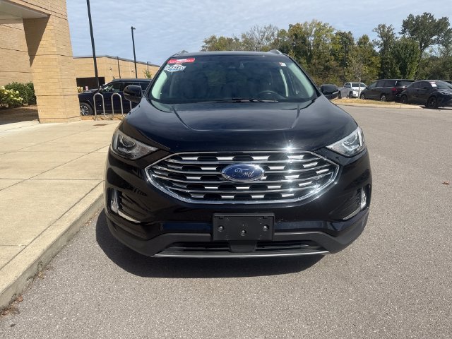 Used 2019 Ford Edge Titanium FWD image 7