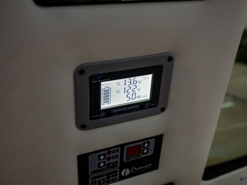 Used 2023 Mercedes-Benz Sprinter 3500 image 81