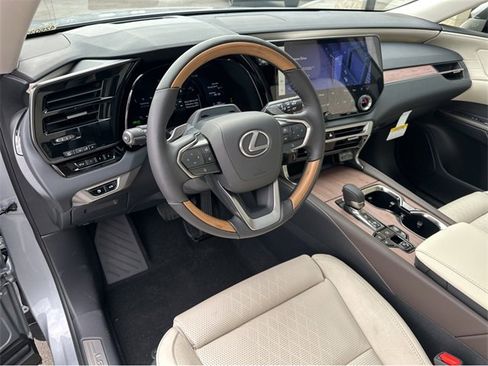 New 2026 Lexus RX 450h 450h+ Luxury image 38