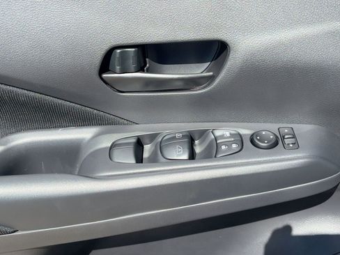 New 2025 Nissan Kicks Play S image 13