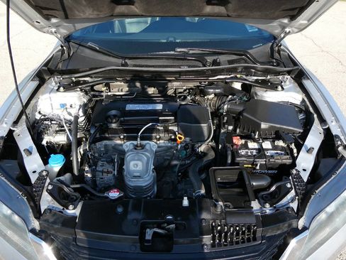 Used 2015 Honda Accord EX-L image 32