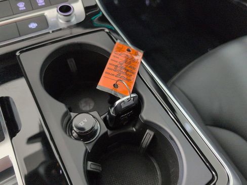 Certified 2025 Audi Q7 2.0T Premium Plus w/ Premium Plus Package image 12