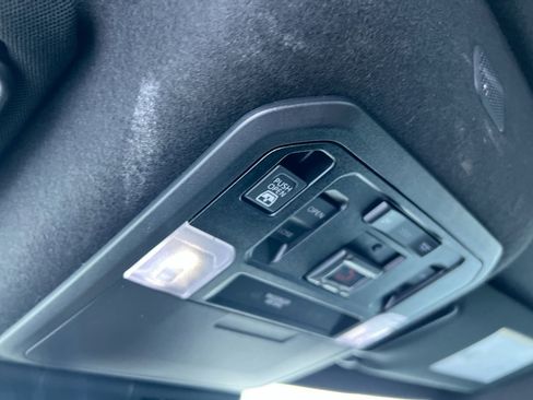 Used 2025 Toyota 4Runner TRD Off-Road Premium AWD/4WD image 18