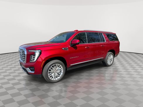 New 2026 GMC Yukon XL Denali w/ Sun & Power Step Package image 4
