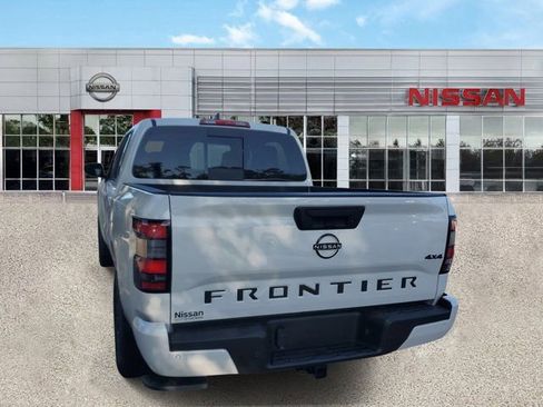New 2026 Nissan Frontier SV w/ Tow Package AWD/4WD image 2