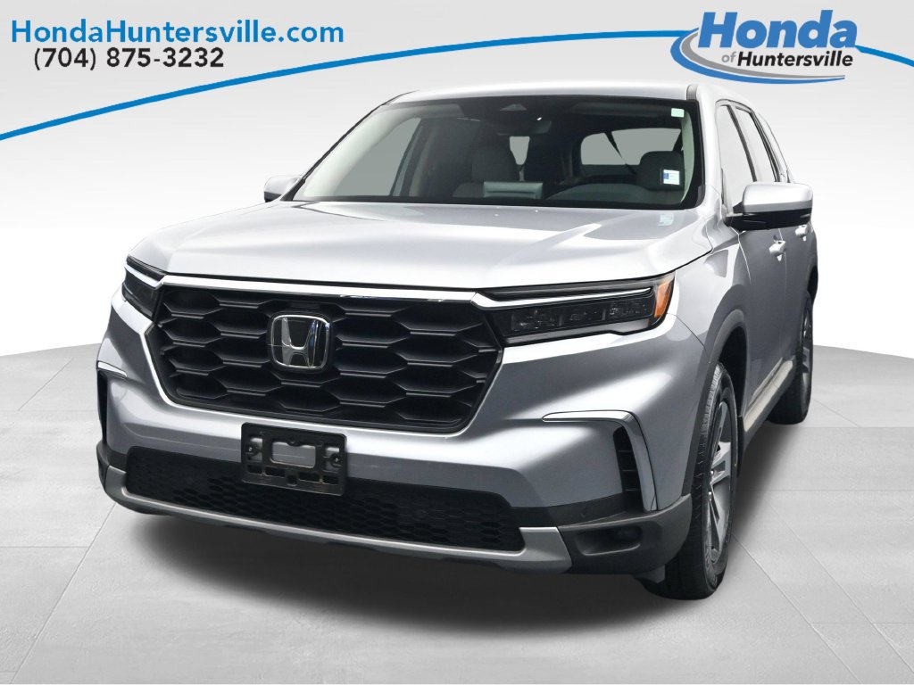 Used 2025 Honda Pilot EX-L image 3