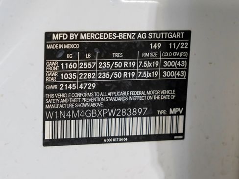 Used 2023 Mercedes-Benz GLB 250 w/ Premium Package image 60