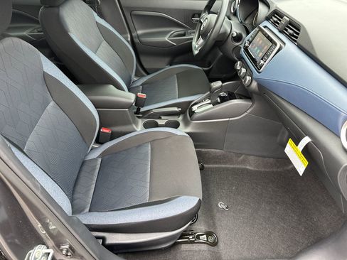 New 2025 Nissan Kicks SR image 13