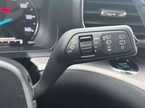 Used 2023 Ford Explorer XLT w/ Equipment Group 202A AWD/4WD image 27