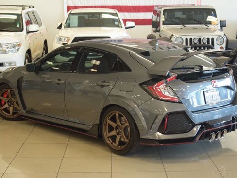 Used 2018 Honda Civic Type R image 26