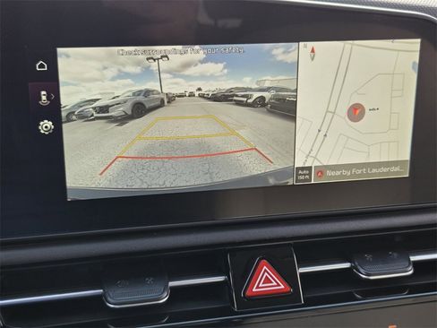 New 2026 Kia Niro EX image 12