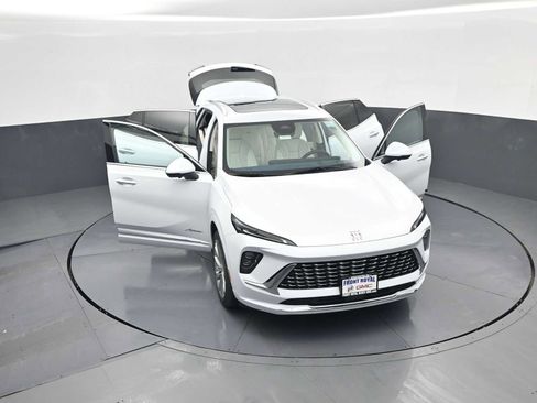 New 2026 Buick Envision Avenir image 42