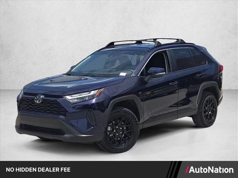 Used 2025 Toyota RAV4 XLE FWD image 1
