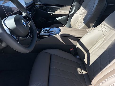 New 2026 BMW 530i w/ Premium Package image 10