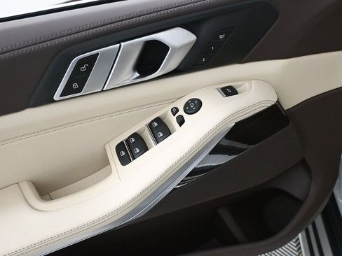 Used 2019 BMW X5 xDrive40i w/ Convenience Package image 8