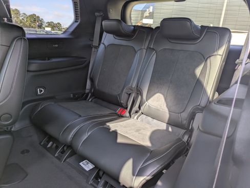 New 2025 Jeep Grand Cherokee L Altitude image 13