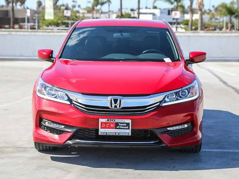 Used 2016 Honda Accord Sport image 3
