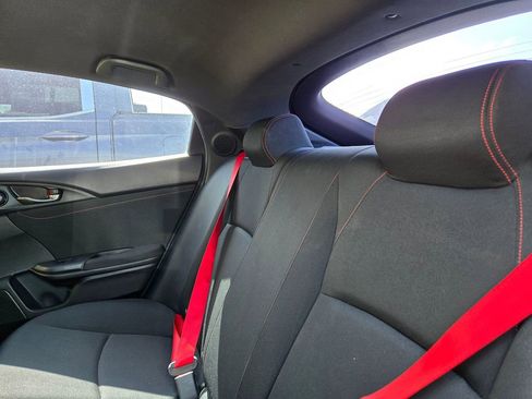 Used 2019 Honda Civic Type R image 11